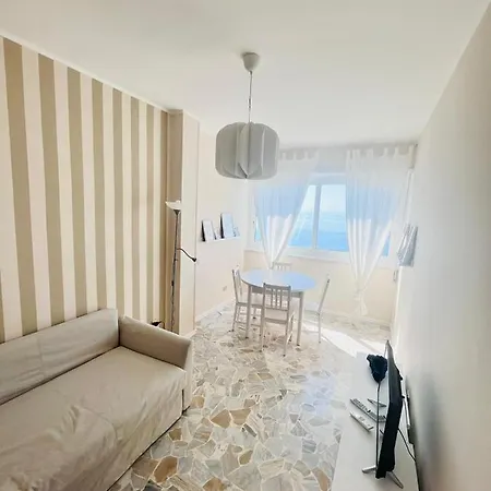 Sunset 7 - Fronte Mare Apartment